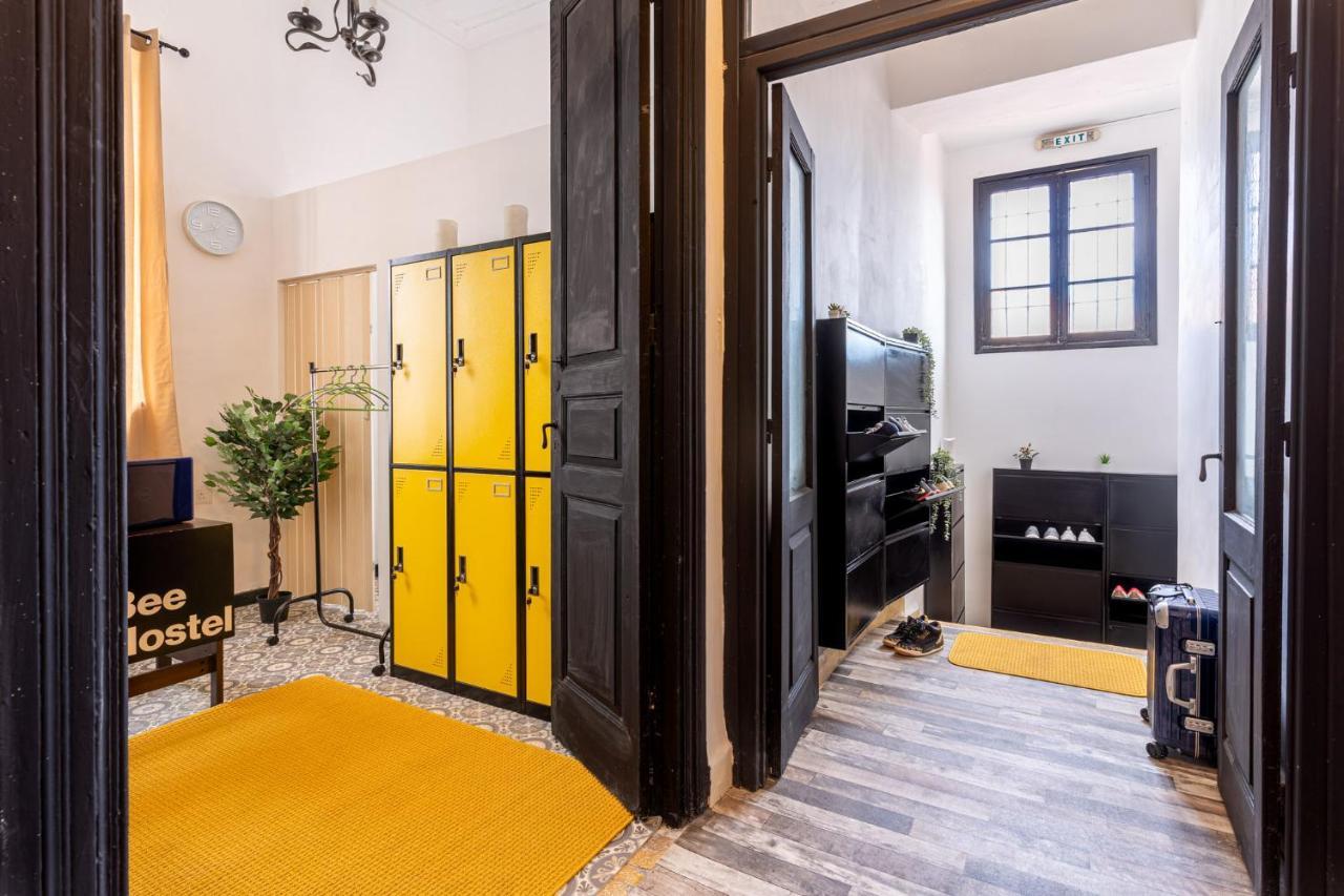 Bee Hostel Limassol Exterior photo